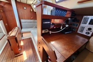 1982 Canadian Sailcraft CS-36 thumbnail 28