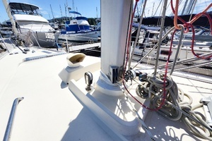 1982 Canadian Sailcraft CS-36 thumbnail 41
