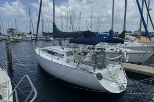 28ft Beneteau Yacht For Sale
