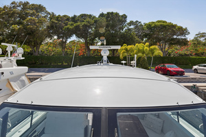 50FT (15.24M) CRUISERS YACHTS