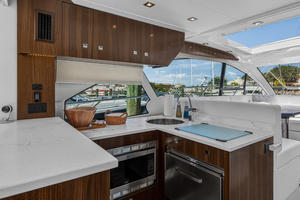 50FT (15.24M) CRUISERS YACHTS