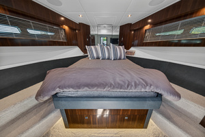 2023 Cruisers Yachts 50 CANTIUS thumbnail 61