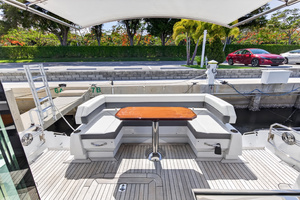 50FT (15.24M) CRUISERS YACHTS