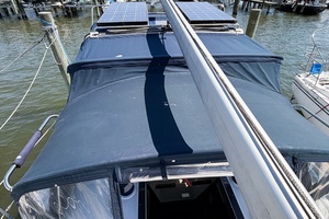 CURRENT ESCAPE 36ft Hunter Yacht For Sale