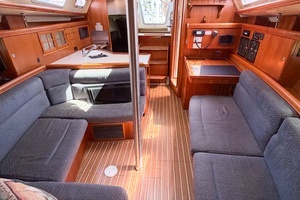 2005 Hunter 36 thumbnail 71