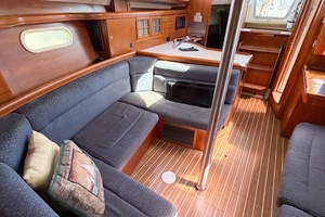 2005 Hunter 36 thumbnail 47