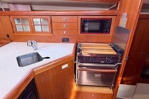 2005 Hunter 36 thumbnail 36