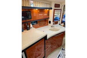 The Beach House 34ft Sea Ray Yacht For Sale