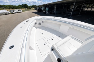 33ft SeaHunter Yacht For Sale