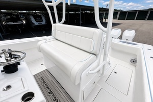 33ft SeaHunter Yacht For Sale
