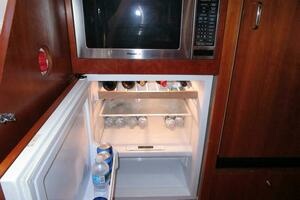 2003 Tiara Yachts 5200 Express thumbnail 10