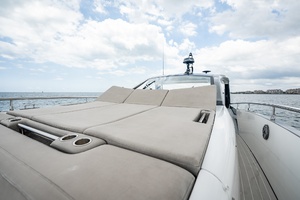 QUATTRO CAVALLI 47ft Azimut Yacht For Sale