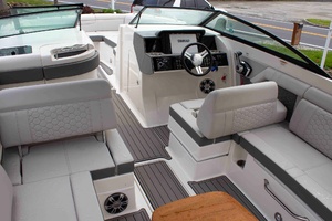 Photo 6187349 for 2024 Sea Ray SDX 290  