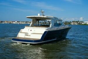 2026 Marex 360 Cabriolet Cruiser thumbnail 13