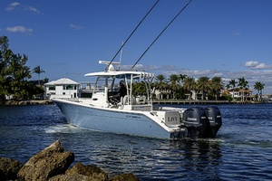 Photo 6187433 for 2021 Cobia 320 CC  