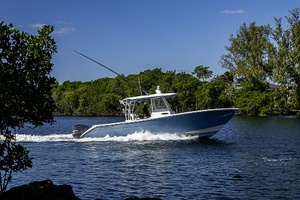 Photo 6187477 for 2021 Cobia 320 CC  