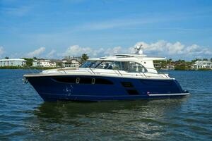 2026 Marex 360 Cabriolet Cruiser thumbnail 6