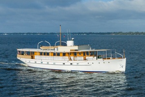 INNISFAIL 91ft Mathis Trumpy Yacht For Sale