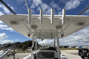 Photo 6187655 for 2015 Sea Hunt GameFish 30  
