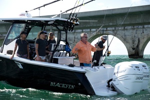 Photo 6187706 for 2027 Blackfin 272 CC  