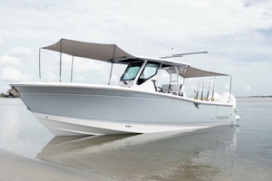 Photo 6187745 for 2027 Blackfin 302 CC  