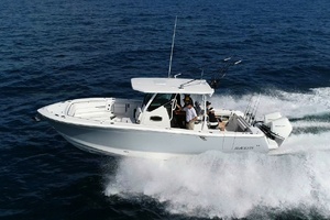 Photo 6187796 for 2027 Blackfin 302 CC  