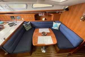 Serenity 41ft Hunter Yacht For Sale
