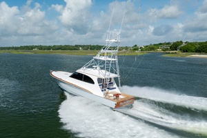 Robin Hood 43ft Jarrett Bay Yacht For Sale