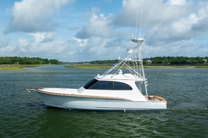 Robin Hood 43ft Jarrett Bay Yacht For Sale