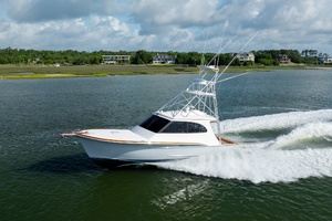 Robin Hood 43ft Jarrett Bay Yacht For Sale
