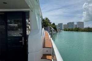 55FT (16.76M) AZIMUT