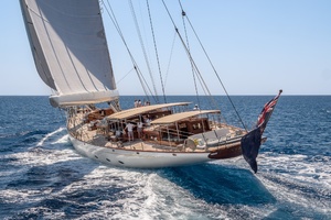 ATHOS Worth Avenue Yachts