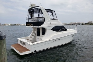 2006 Silverton 34 Convertible thumbnail 3
