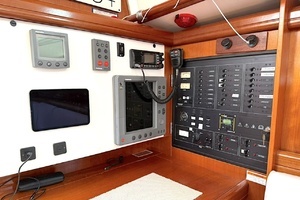2001 Beneteau thumbnail 33