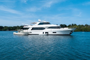 ZEPHYR Worth Avenue Yachts