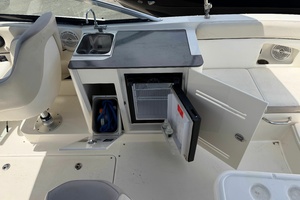 Photo 6204330 for 2013 Sea Ray 300 Sundeck  