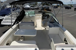 Photo 6204318 for 2013 Sea Ray 300 Sundeck  