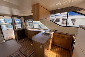 1998 Bayliner 3788 thumbnail 35