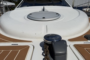 1998 Bayliner 3788 thumbnail 23