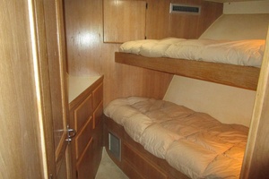 THIS OLD HATT 53ft Hatteras Yacht For Sale