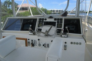 THIS OLD HATT 53ft Hatteras Yacht For Sale