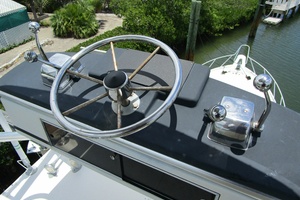 THIS OLD HATT 53ft Hatteras Yacht For Sale