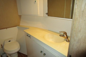 THIS OLD HATT 53ft Hatteras Yacht For Sale