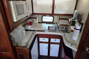 33ft Cruisers Yachts Yacht For Sale