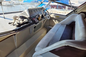 33ft Cruisers Yachts Yacht For Sale
