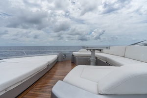 83ft Pershing Yacht For Sale