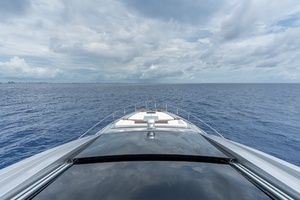 83ft Pershing Yacht For Sale