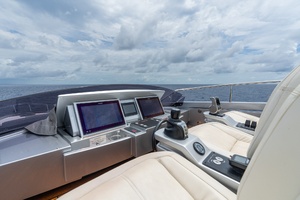 83ft Pershing Yacht For Sale