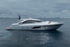 83ft Pershing Yacht For Sale