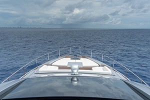 83ft Pershing Yacht For Sale